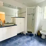 Vakantiehuis Contemporary With Heated Pool In Le Moulleau Arcachon